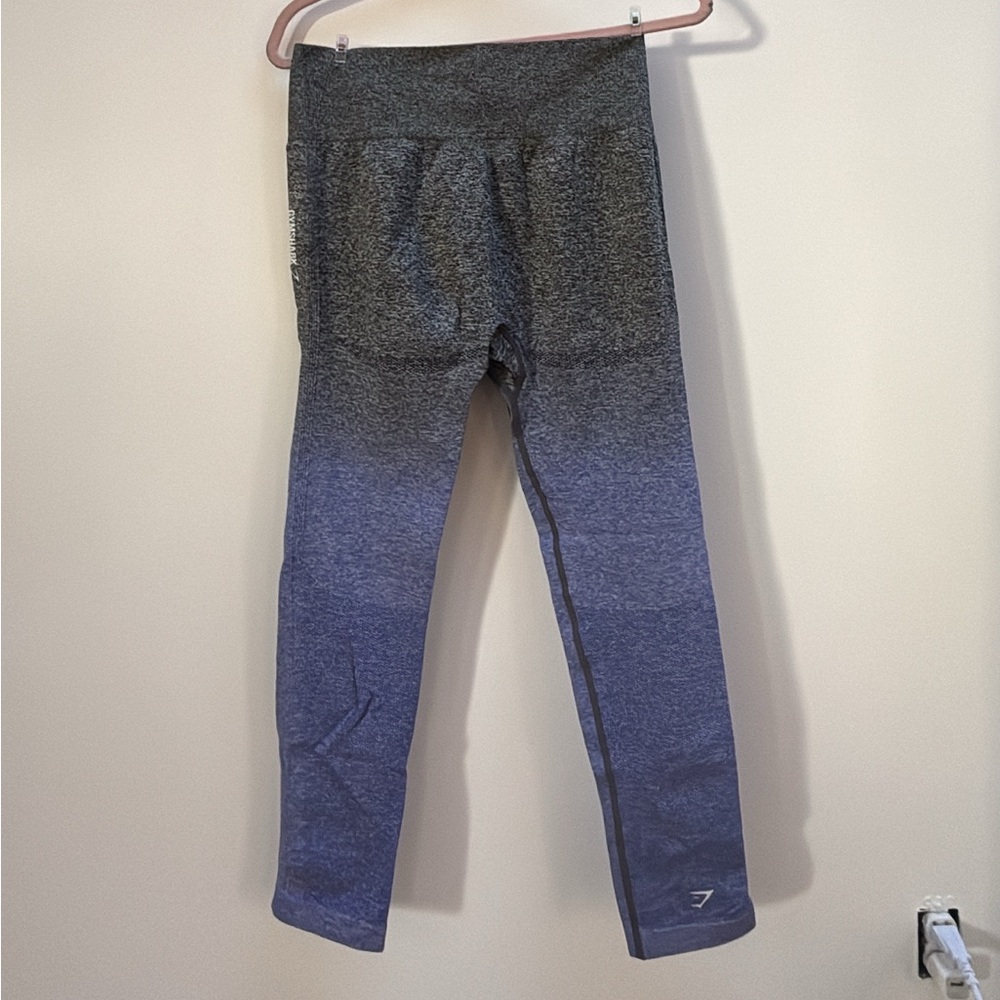 Mint condition, gym shark leggings XL